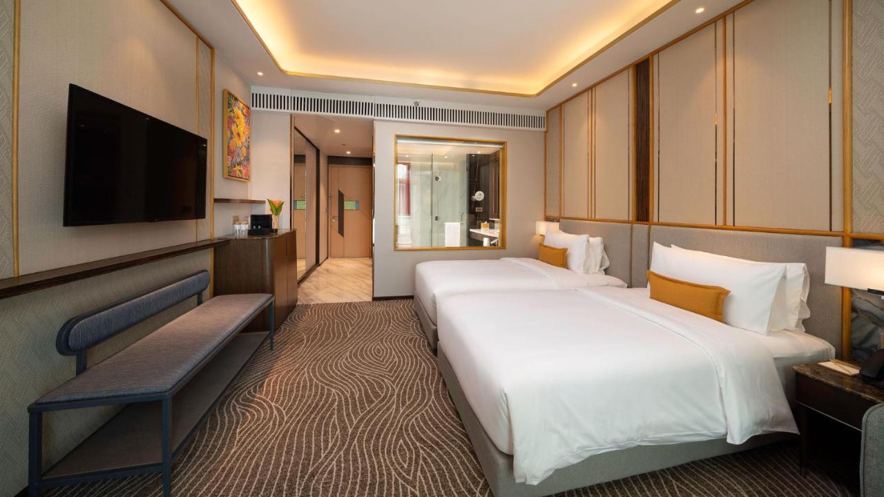 Fili Hotel At Nustar Cebu Exterior photo