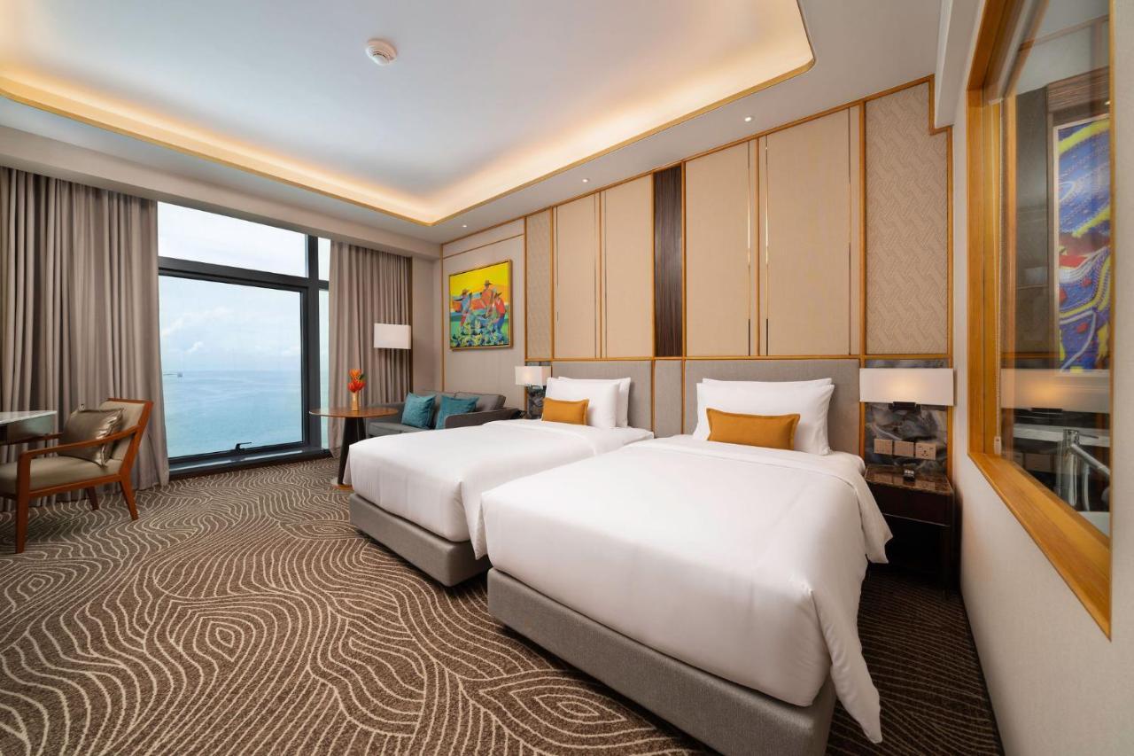 Fili Hotel At Nustar Cebu Exterior photo
